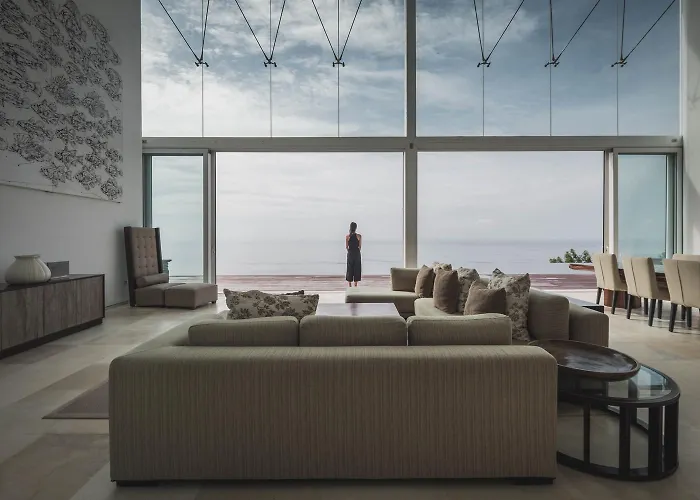 Villa Latitude Bali Uluwatu (Bali)